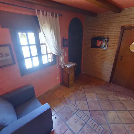 Ruralrut En El Tiemblo Precios Especiales A Partir De 7 Noches, Wifi, Cabina De Hidromasaje, Aire Acondicionado, Zonas De Bano Naturales Cercanas Exterior photo