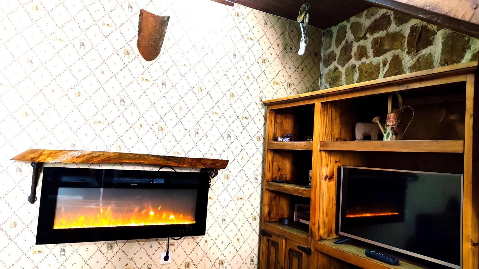 Ruralrut-el Tiemblo Wifi, De Hidromasaje, Aire Acondicionado Y A Pocos Metros De Zonas De Bano Naturales Villa *